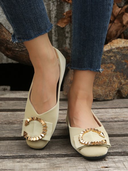 

Metal C Button Decorative Commuter Round Toe Pumps, Aqua, Flats