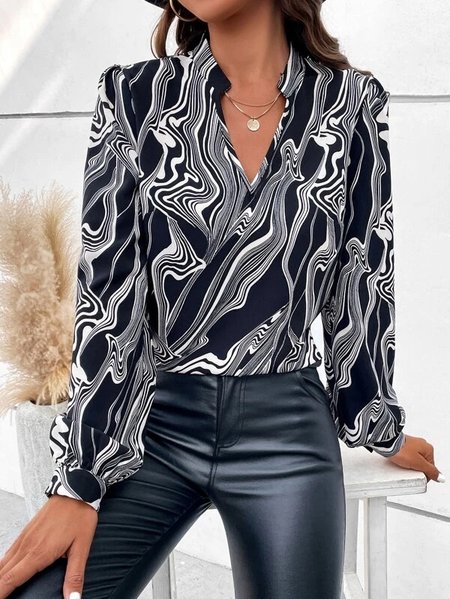 

Allover Print Notched Neckline Blouse, Black-white, Shirts & Blouses