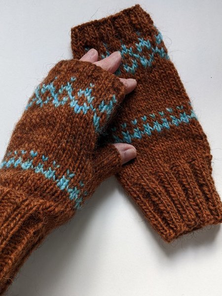 

Knitted Geometric Gloves, Brown, Women Gloves