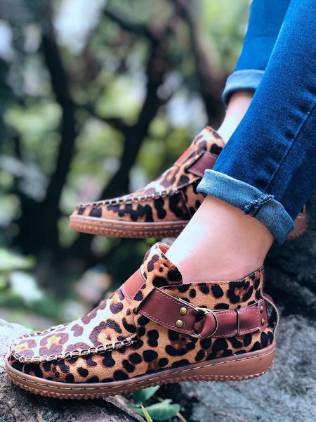 

Vintage Suede Loop Buckle Casual Ankle Boots, Leopard, Boots