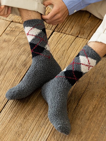 

Casual Home Check Stripe Pattern Coral Fleece Socks Daily Commute Accessories, Deep gray, Socks