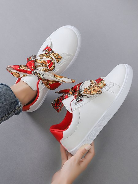 

Fashion Lace-up Decor Casual Skate Shoes, White-red, Sneakers
