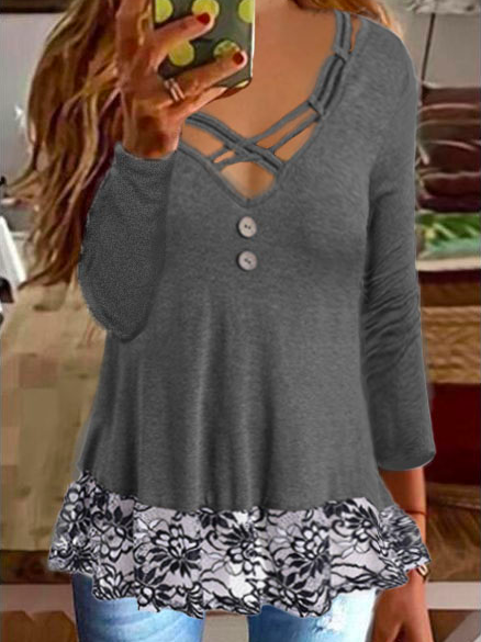 

Regular Fit V Neck Floral Top, Gray, Tops