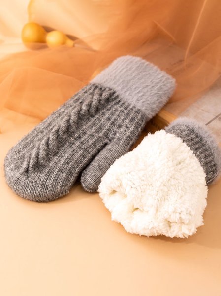 

Casual Twisted Coral Fleece Knit Full Finger Gloves Autumn Winter Warm Accessories, Light gray, Women Gloves
