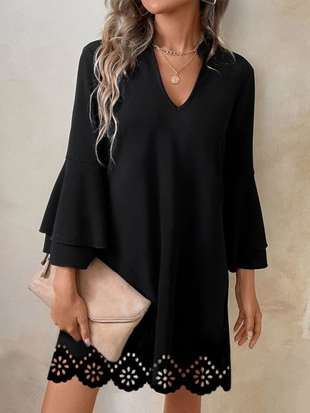 

Flare Sleeve Loose Plain Casual V Neck Dress, Black, Mini Dresses