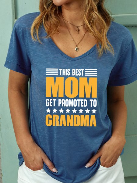 

Lilicloth X Jessanjony This Best Mom Get Promoted To Grandma Women's V Neck T-Shirt, Blue, T-shirts