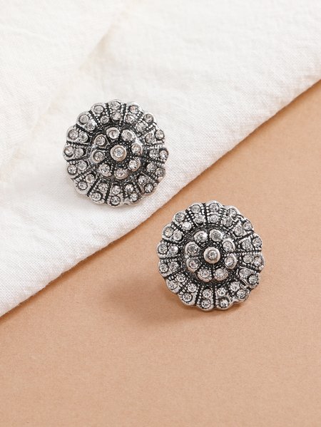 

Ethnic Vintage Distressed Diamond Floral Pattern Earrings Bohemian Resort Jewelry, Silver, Earrings