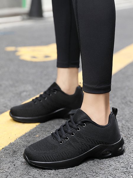

Breathable Mesh Fabric Color Block Sport Sneakers, Black, Sneakers