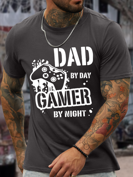 

Men's Dad By Day Gamer By Night Crew Neck Cotton Casual Regular Fit T-Shirt, Deep gray, T-shirts