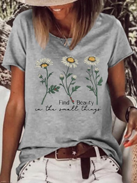 

Women's Find Beauty In The Small Things Daisy Wildflower Crew Neck Casual T-Shirt, Gray, T-shirts