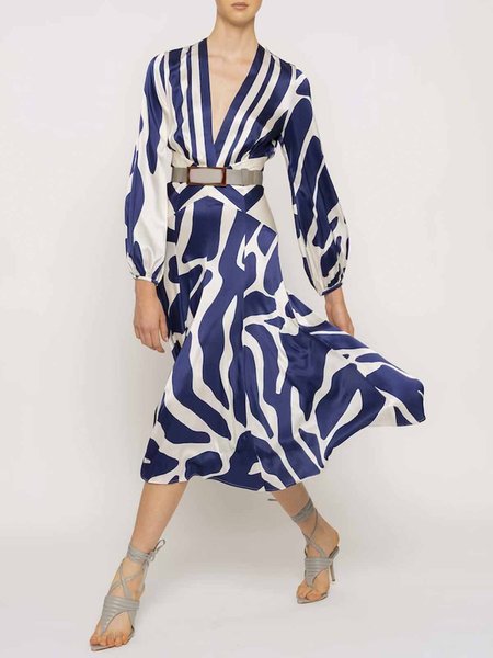 

Elegant Regular Fit Geometric V Neck Dress, Blue, Midi Dresses