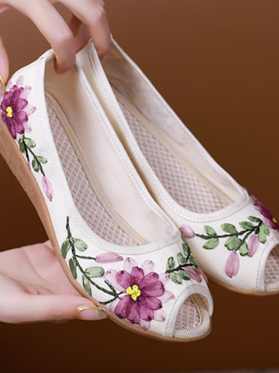 

Woman's Embroidery Flowers Canvas Flat Shoes, Off white, Women Shoes