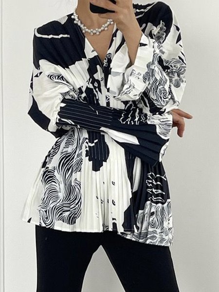 

Urban V Neck Regular Fit Abstract Blouse, Deep blue, Blouses and Shirts