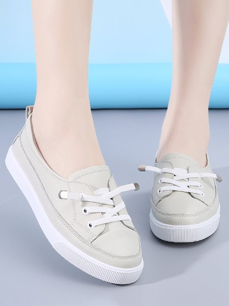 

Solid Color Cowhide Casual Set Of Feet Flat Sneakers, Off white, Sneakers
