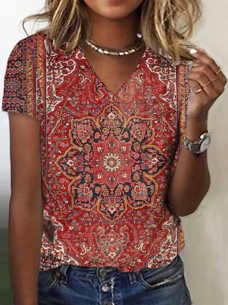 

Ethnic Casual V Neck Regular Fit T-Shirt, Red, T-Shirts