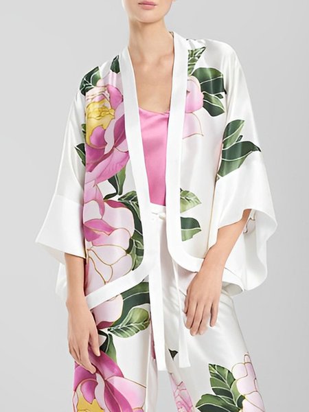

Elegant Floral Loose Vacation Kimono, White, Others