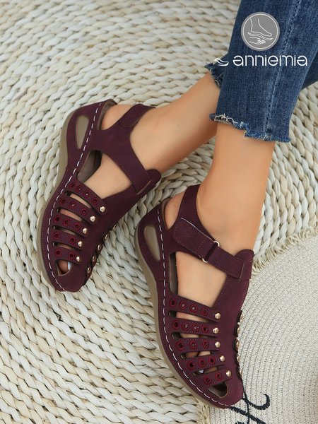 

Retro Rivets Widened Soles Non-slip Fisherman Sandals, Wine red, Sandals