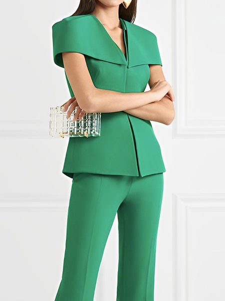

Urban V Neck Plain Regular Fit Blouse, Green, Blouses and Shirts