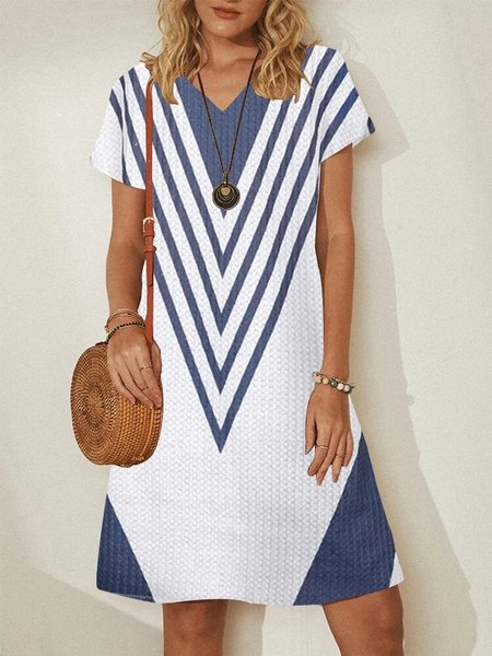 

Loose Casual V Neck Geometric Dress, White, Mini Dresses