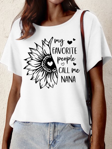 

Women’s My Favorite People Call Me Nana Casual Crew Neck Loose T-Shirt, White, T-shirts