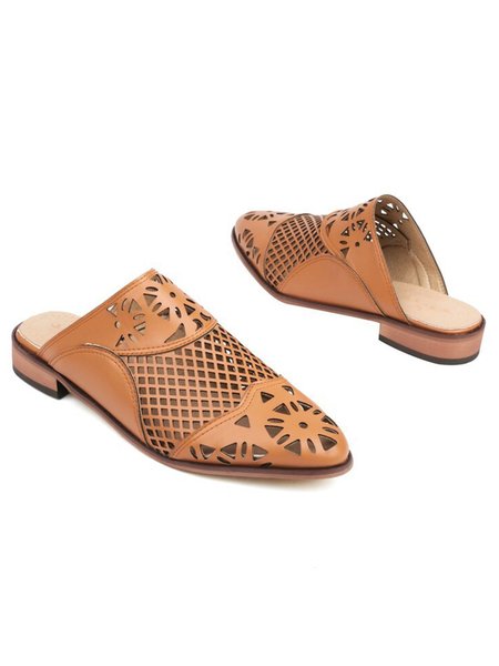 

Vintage Cutout Mules, Brown, Flats