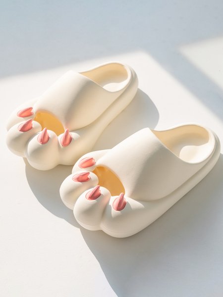 

Lovely Bear Claw Home Slippers, White, Slippers