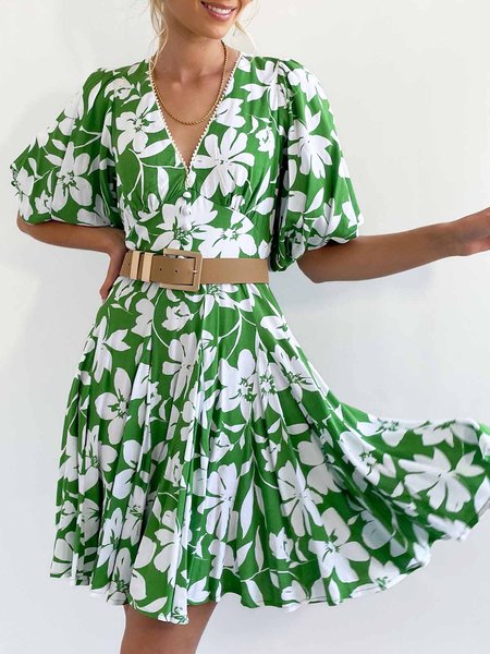 

V Neck Vacation Half Sleeve Floral Dress, Green, Mini Dresses
