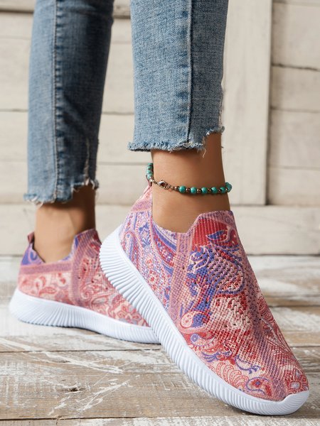 

Dark Pink Ethnic Pattern Breathable Slip On Flyknit Sneakers, Sneakers