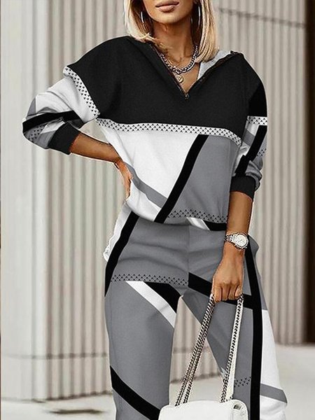

Plus Size Urban Loose Geometric V Neck Sweatshirt, Gray, Plus Tops