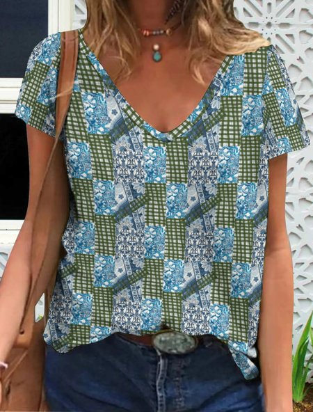 

Women's V Neck Plaid Flower Collage Casual T-Shirt, As picture, T-shirts