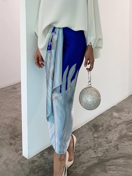 

Elegant Regular Fit Color Block Skirt, Blue, Skirts