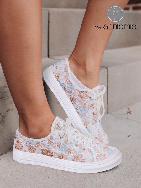 

Breathable Lace Casual Floral Printed Canvas Shoes, White, Sneakers