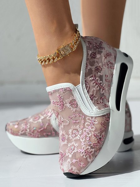 

Breathable Floral Embroidery Slip-on Muffin Sneakers, Pink, Sneakers