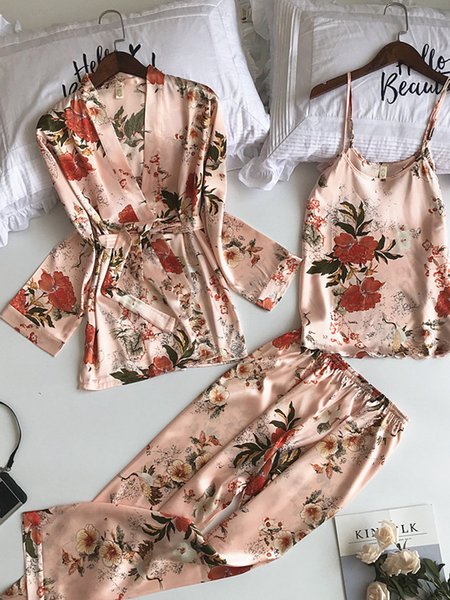 

Floral Long-Sleeve Jacket Camisole Trousers Pajamas Three-Piece Set, Multicolor, Sleepwear&Robes