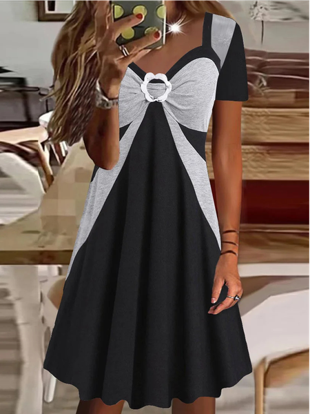 

Color Block Casual Regular Fit Sweetheart Neckline Dress, Black, Dresses