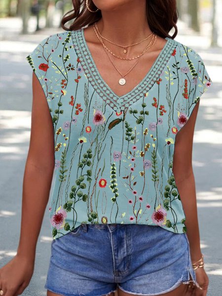 

Casual Lace Edge Floral V Neck T-Shirt, Green, T-Shirts