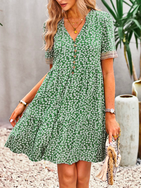 

Vacation Green & White Floral V-Neck Button Dress, Dresses