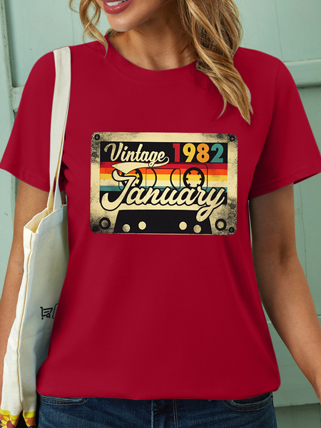 

Women's Vintage 1982 January Birthday Casual T-Shirt, Red, T-shirts