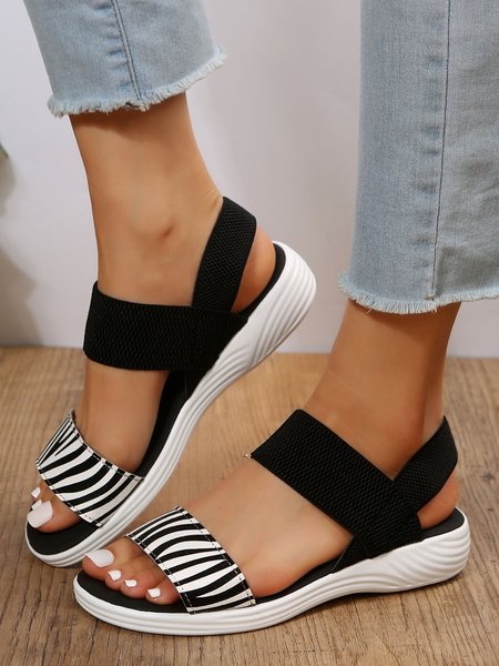 

Houndstooth Pattern Casual SLip On Sports Sandals, Black-white, Sandals