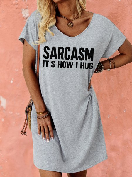 

Women‘s Sarcastic Sarcasm It's How I Hug Crew Neck Letters Casual Dress, Gray, Dresses