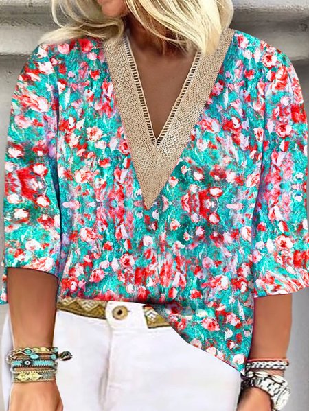 

Plus Size Random Print Lace Edge Vacation V Neck Shirt, Red-blue, TOPS