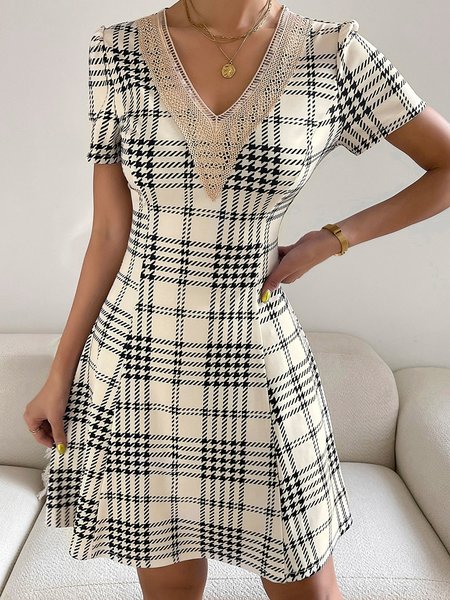 

V Neck Regular Fit Plaid Simple Dress, Khaki, Dresses