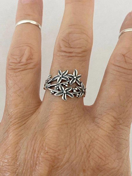 

Casual Silver Metal Floral Motif Chop Ring Ethnic Women's Jewelry, As picture, Rings