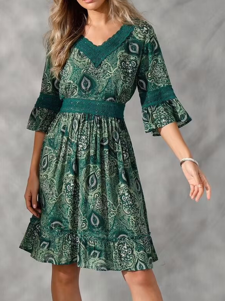 

Loose V Neck Lace Casual Paisley Dress, Green, Dresses