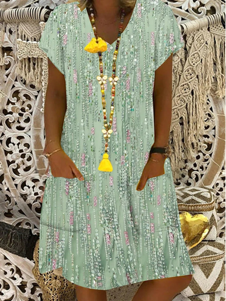 

Casual Loose V Neck Floral Dress, Green, Dresses