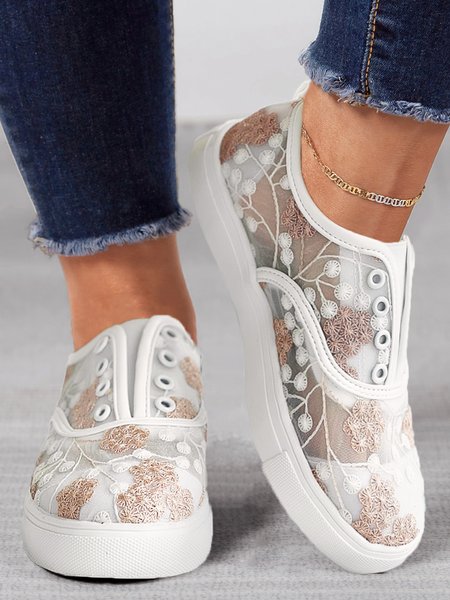 

Floral Embroidery Breathable Mesh Slip-On Canvas Shoes, White-pink, Sneakers