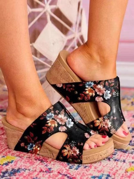 

Vintage Floral Printing Wedge Heel Slide Sandals, Black, Sandals