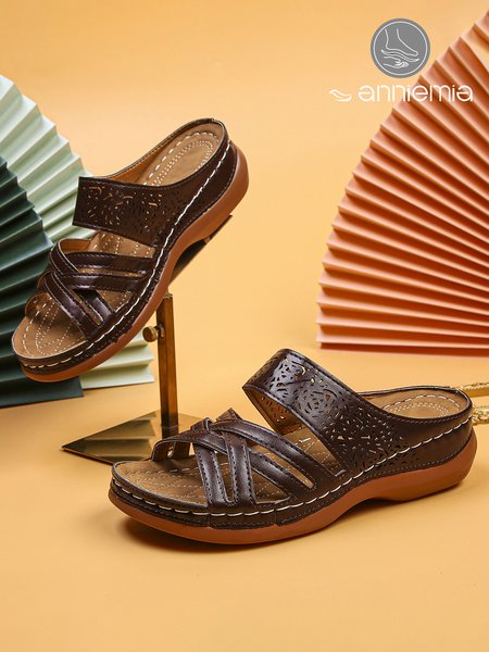 

Retro Casual Hollow Inlay Wedge Slippers, Deep brown, Sandals