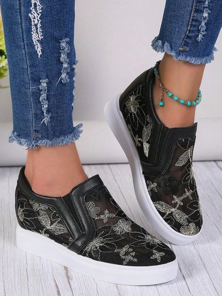 

Floral Embroidered Mesh Panel Hidden Height Increase Shoes, Black, Flats