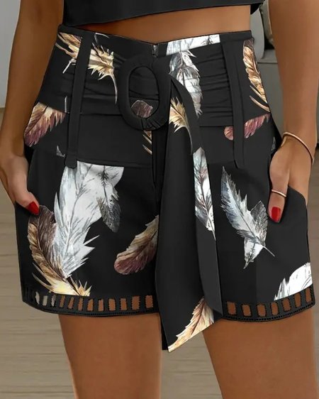 

Casual Feather Pattern Loose Pants, Black, Shorts